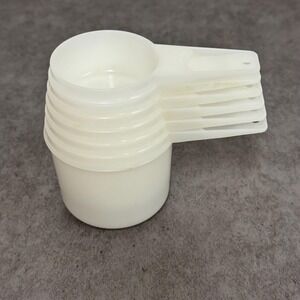 Vintage white Tupperware measuring cups- complete set of 6 nesting